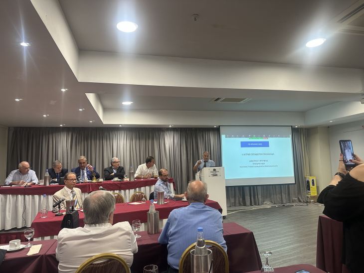 &Delta;&Epsilon;&Lambda;&Tau;&Iota;&Omicron; &Tau;&Upsilon;&Pi;&Omicron;&Upsilon;: &laquo;3&eta; &Sigma;ύ&nu;&omicron;&delta;&omicron;&sigmaf; &tau;&omega;&nu; &Pi;&rho;&omicron;έ&delta;&rho;&omega;&nu; &tau;&omega;&nu; &Iota;&alpha;&tau;&rho;&iota;&kappa;ώ&nu; &Sigma;&upsilon;&lambda;&lambda;ό&gamma;&omega;&nu; &tau;&eta;&sigmaf; &chi;ώ&rho;&alpha;&sigmaf;&raquo;